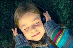 Girl stops bedwetting with stay dry at night by listening to recordings